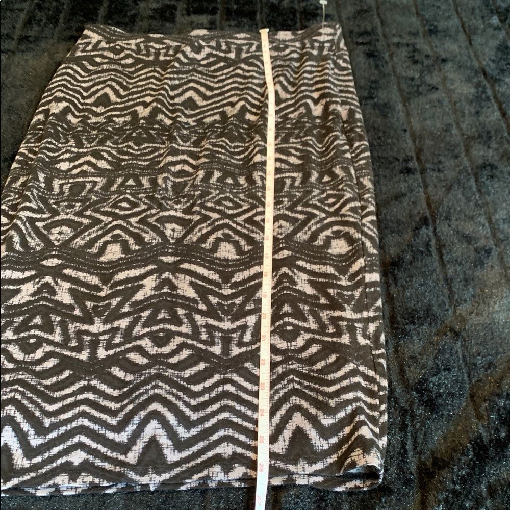 Matty M Jersey Pencil Skirt Geometric Print Lined Black & Gray XS NWT - Picture 4 of 8